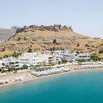 Villa New Brand Villas: Beachside Retreat With And Heated Pool Haraki