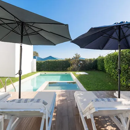 Villa New Brand Villas: Beachside Retreat With And Heated Pool *
