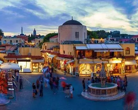 Ossiano Pool Villas,heating Pool, 2 Min Drive To & 10 Min To Lindos ヴィラ