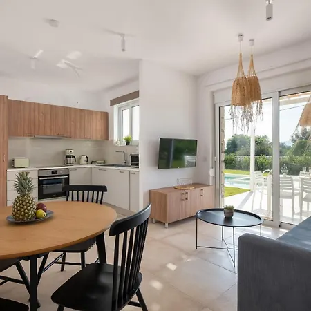 וילה Ossiano Pool Villas,heating Pool, 2 Min Drive To & 10 Min To Lindos האראקי