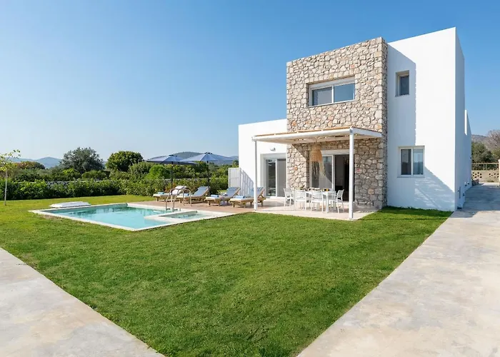 Ossiano Pool Villas,heating Pool, 2 Min Drive To & 10 Min To Lindos *