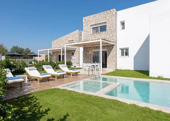 Villa Ossiano Pool Villas,heating Pool, 2 Min Drive To & 10 Min To Lindos *