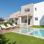Vila Ossiano Pool Villas,heating Pool, 2 Min Drive To & 10 Min To Lindos *