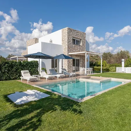 Ossiano Pool Villas,heating Pool, 2 Min Drive To & 10 Min To Lindos ヴィラ ハラキ