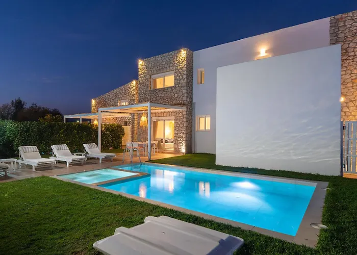 Ossiano Pool Villas,heating Pool, 2 Min Drive To & 10 Min To Lindos Haraki